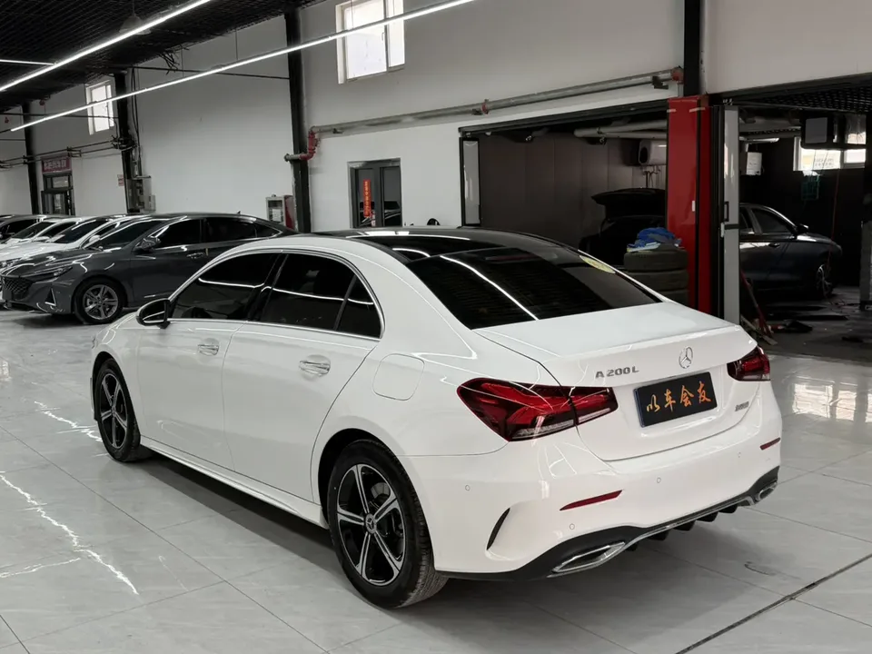 Mercedes-Benz Mercedes Benz A Class Mercedes-Benz A-Class 2023 A 200 L Sports Sedan Fashion Edition 2023 — миниатюра 4
