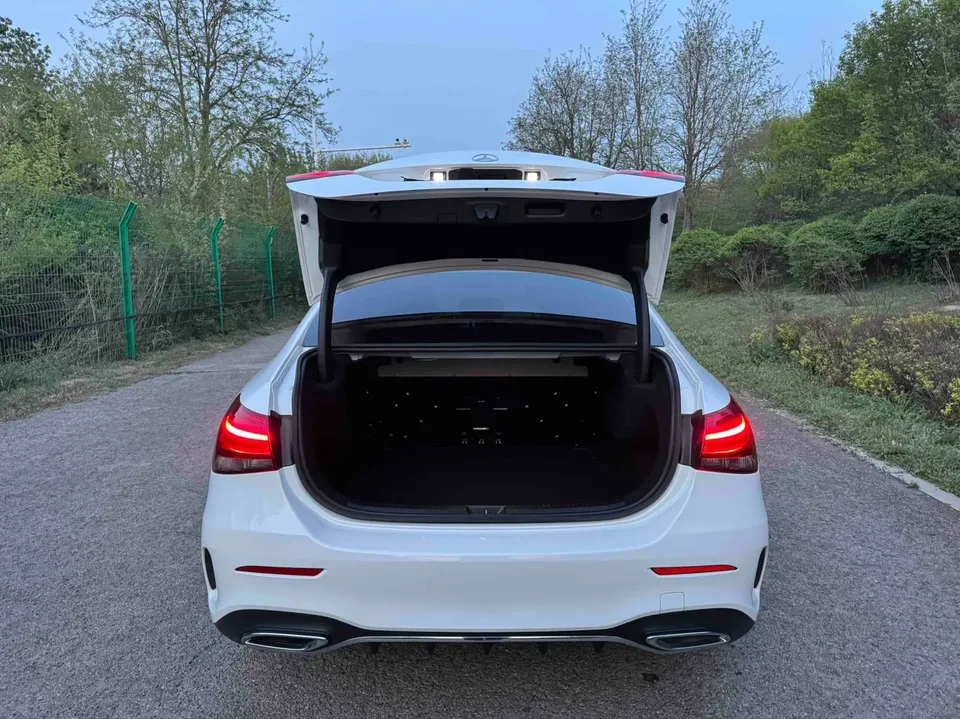 Mercedes-Benz Klasa A Mercedes Benz A Class 2022 A 180 L Sports Sedan 2022 — thumbnail 2
