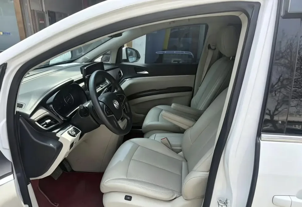 Buick GL8 Buick GL8 2023 Land Business Class 2.0T Comfort Edition 2024 — миниатюра 5