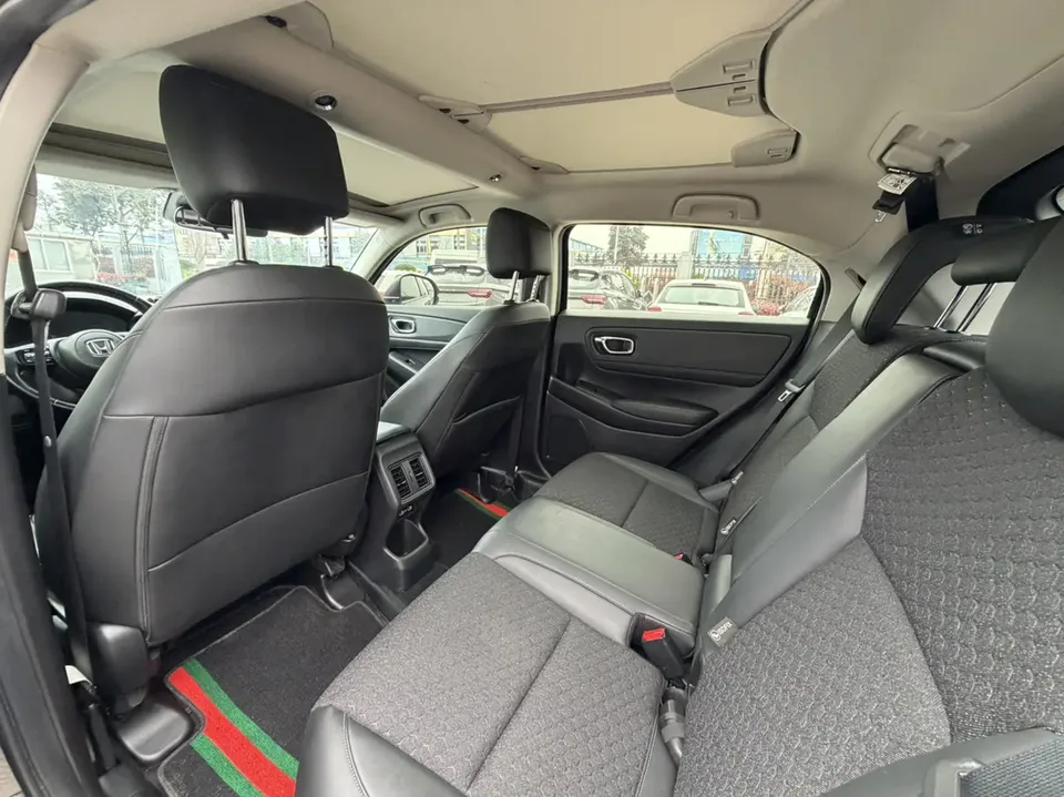 Honda WR-V HondaXR-V 2024 1.5L CVT Heat Wave Edition 2024 — thumbnail 3