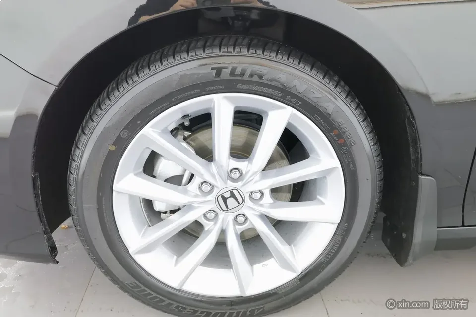 Honda Accord Accord 2022 260TURBO Deluxe Edition 2022 — миниатюра 2