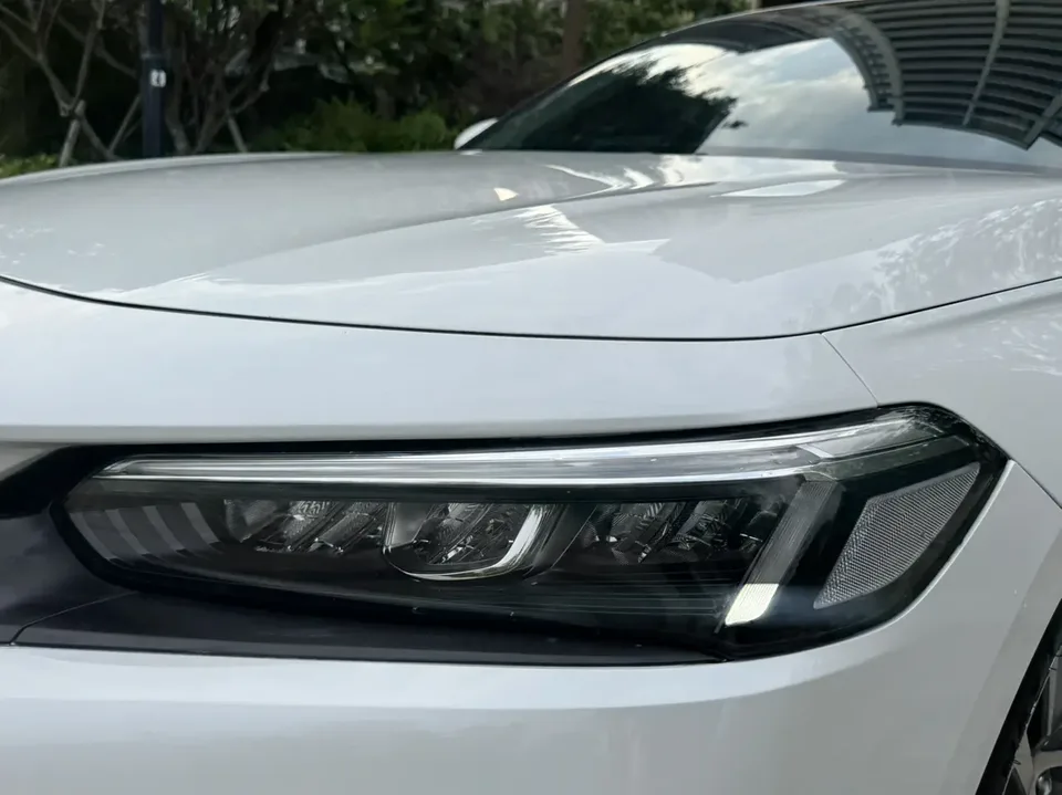 Honda CIVIC 2022 Civic 240TURBO CVT Dynamic Edition 2022 — миниатюра 3
