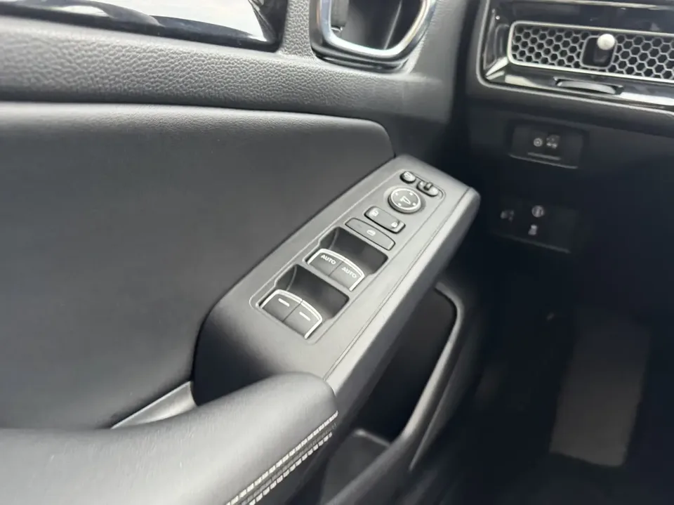 Honda CIVIC 2022 Civic 240TURBO CVT Dynamic Edition 2022 — миниатюра 5