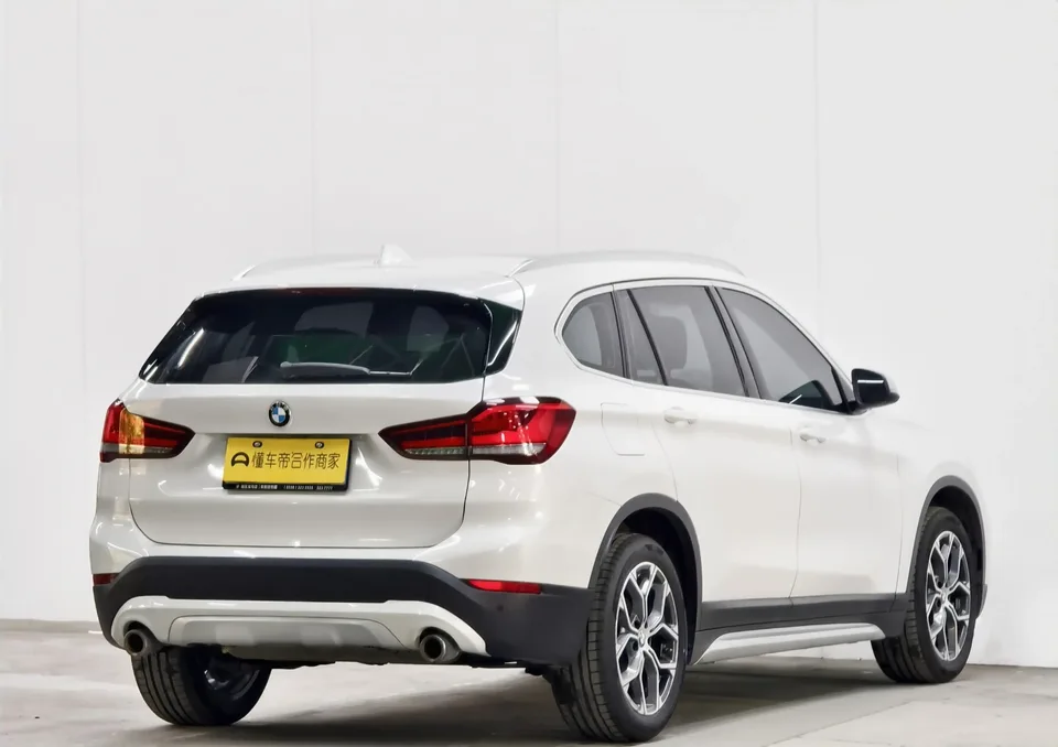 BMW X1 BMW X1 2022 sDrive20Li Fashion Edition 2022 — миниатюра 2