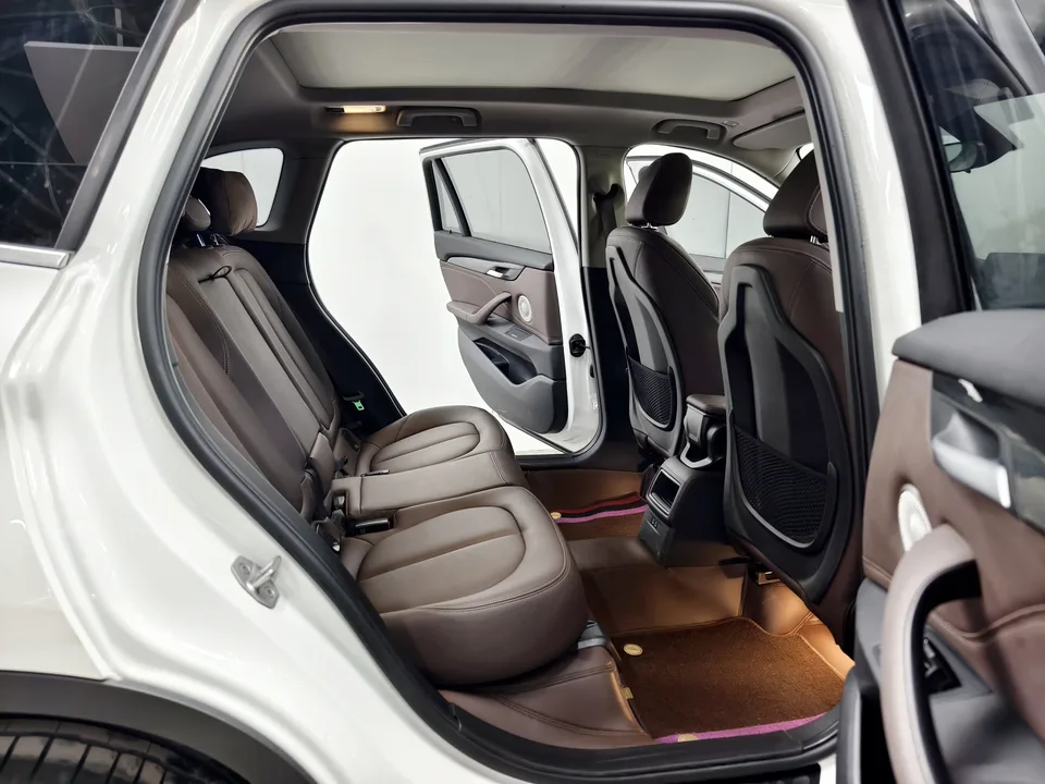 BMW X1 BMW X1 2022 sDrive20Li Fashion Edition 2022 — миниатюра 4
