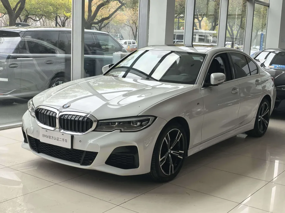 BMW 3 Series 2022