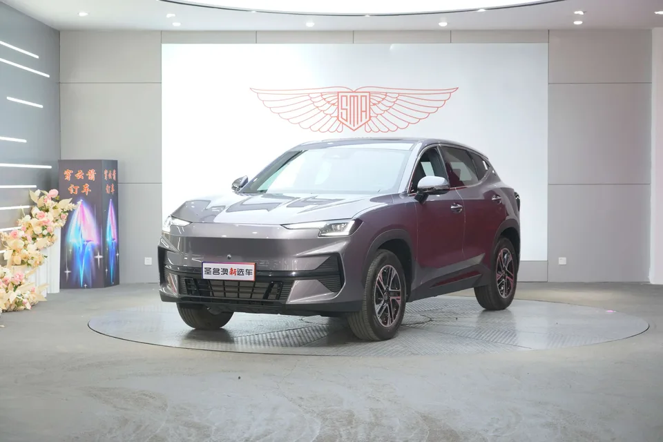 Jietu Shanhai JETOUR SHANHAI L6 1.5TD DHT MAX 2025 — фото 1, купить с доставкой в Москву