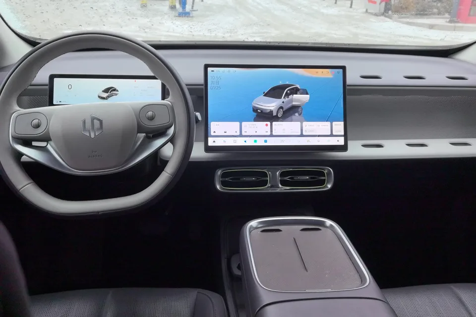 Leapmotor B10 510 Enjoy Edition 2025 — миниатюра 3