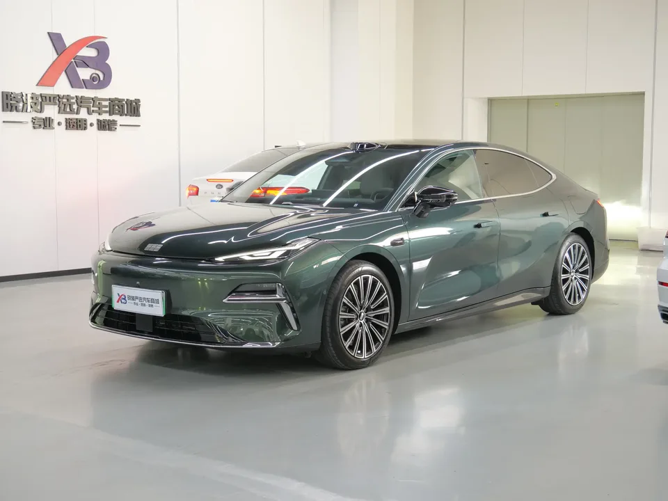Geely Galaxy Star 8 PHEV 2025