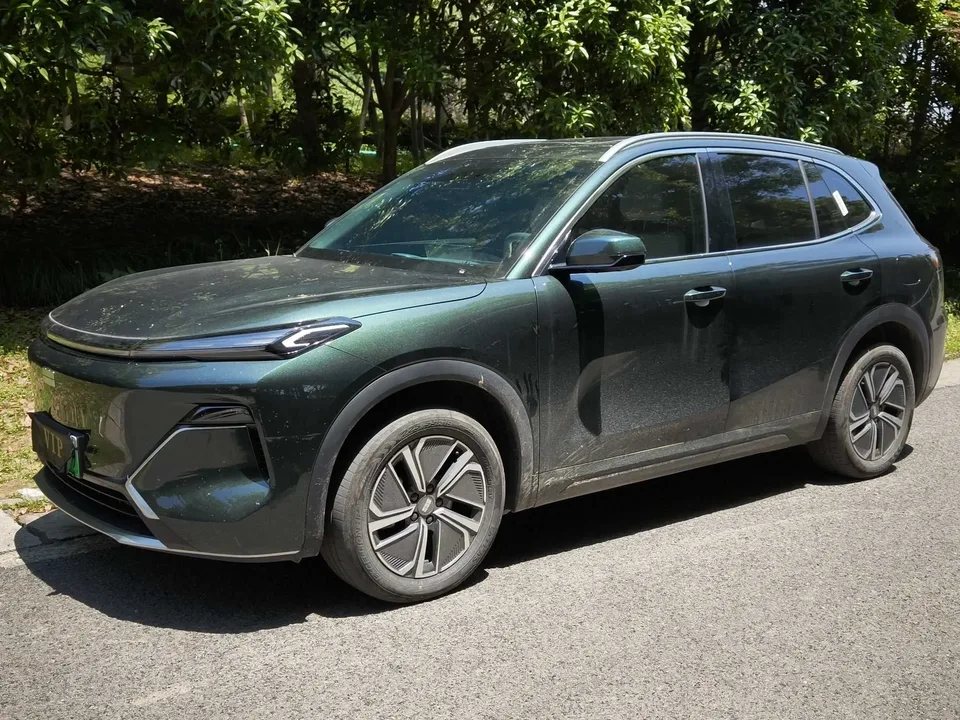 Geely Galaxy Starship 7 EM-i 2025