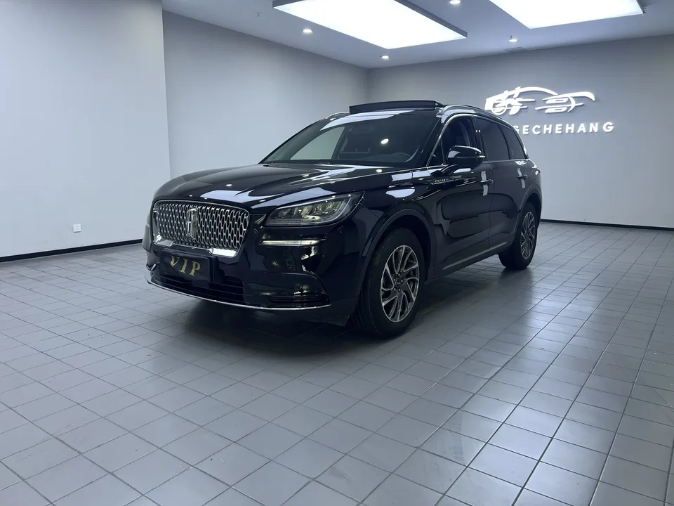 Lincoln Adventurer 2023