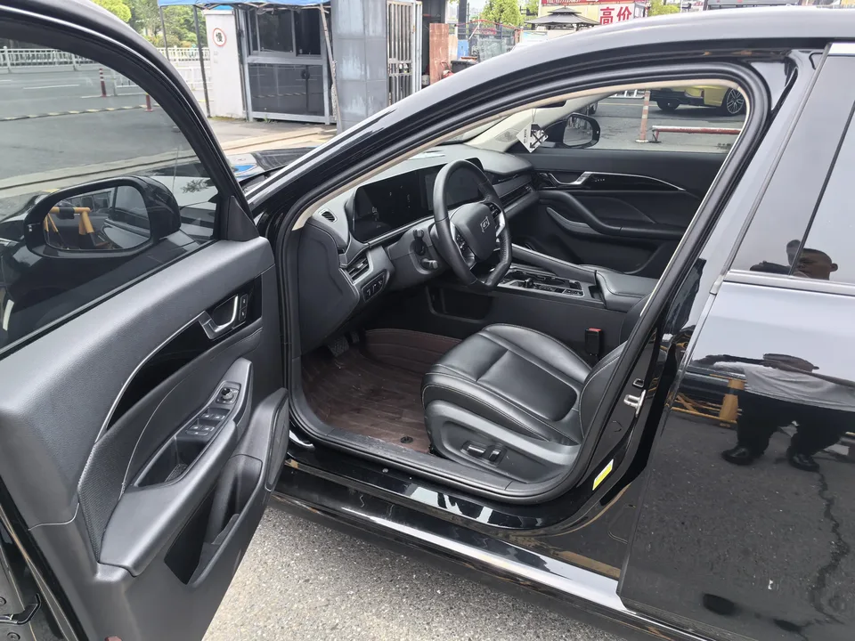 FAW Bestune B70 Longteng Edition 1.5T Lingyue Edition 2024 — миниатюра 3
