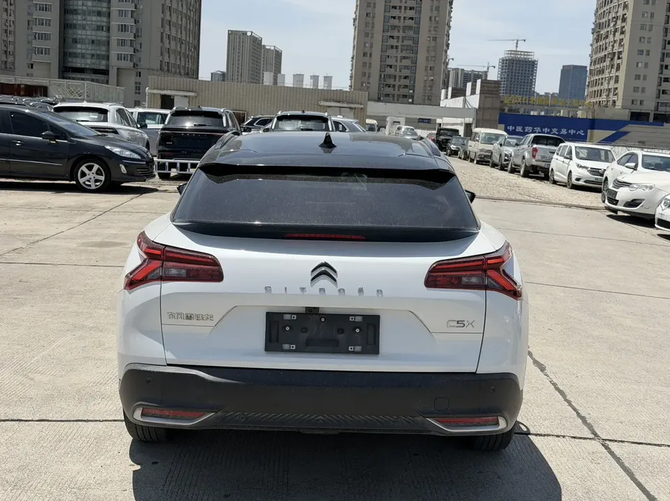 Citroen Versailles C5 X Versailles C5 2022 — миниатюра 2