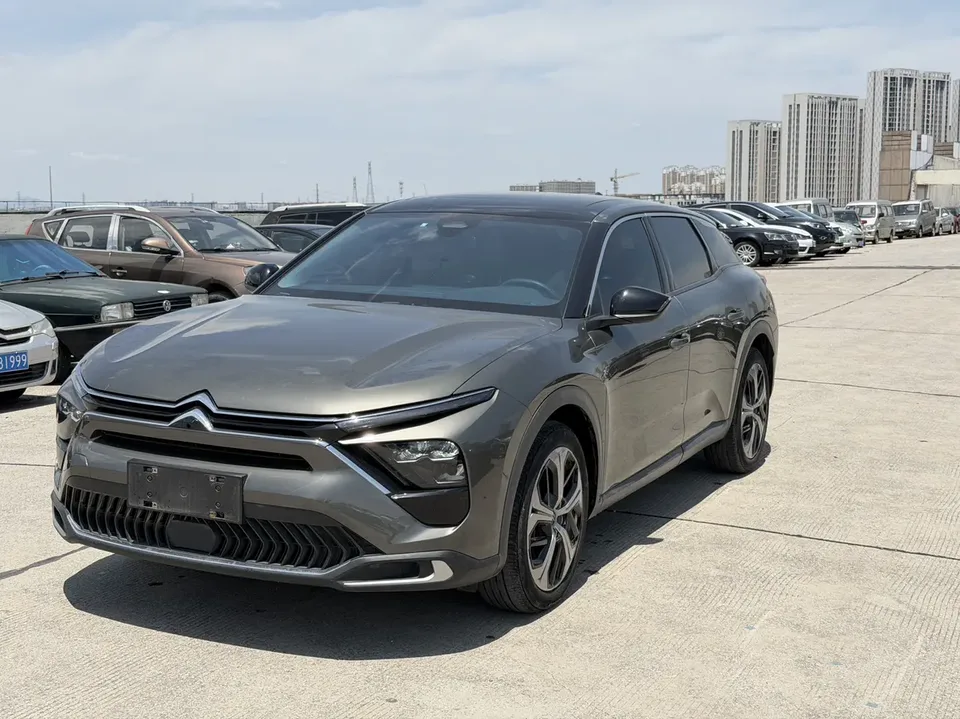 Citroen Versailles C5 X 2022