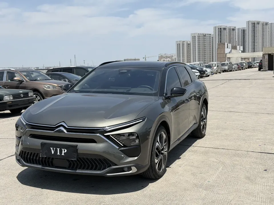Citroen Versailles C5 X 2022