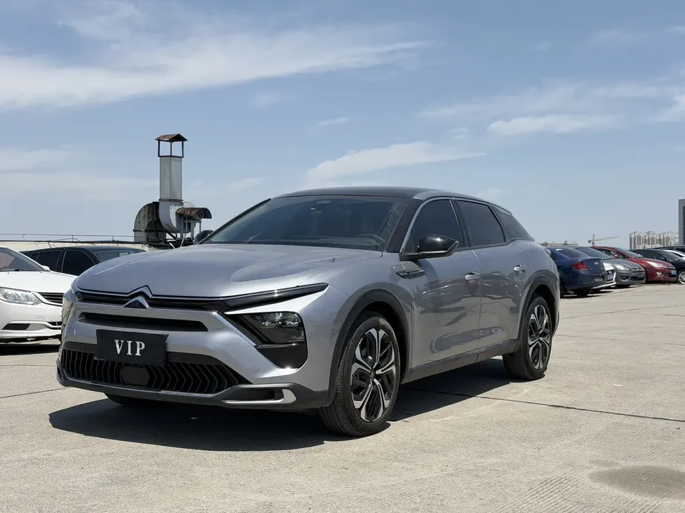 Citroen Versailles C5 X 2024