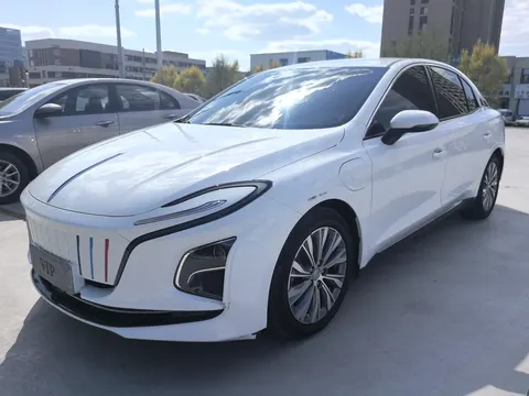 Hongqi E-QM5 2024 buy in Moscow