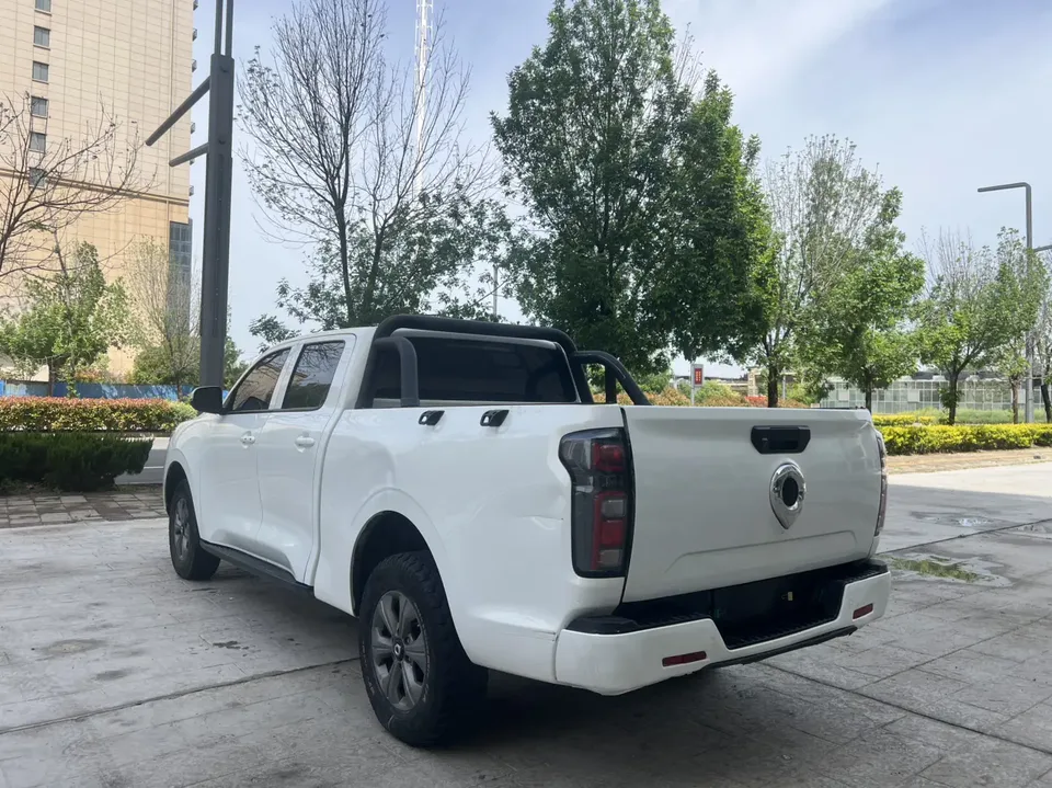 Great Wall gun commercial version 2.0T gasoline automatic four-wheel drive large double elite type GW4C20B 2023 — миниатюра 4