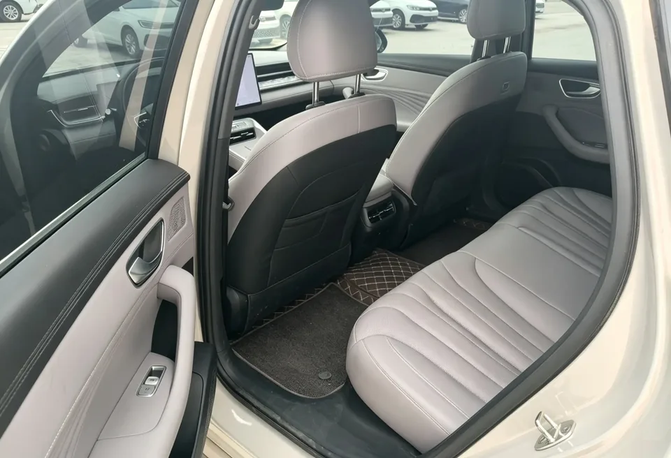 Roewe M7 DMH basic model 2025 — миниатюра 3