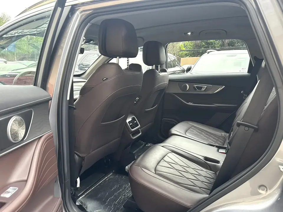 Chery Tiggo 8 Pro Tiggo 8 PRO 2024 Champion Edition 290T Two-wheel drive peak version 7 seats 2023 — миниатюра 5
