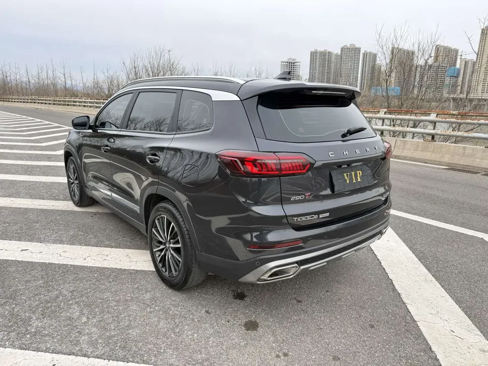 Chery Tiggo 8 PLUS 290TGDI DCT luxury edition 2022 — миниатюра 3