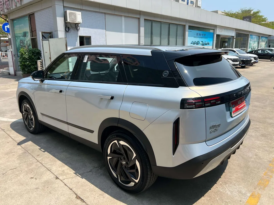 Chery Explore 06 C-DM 1.5T Luxury 2024 — миниатюра 2