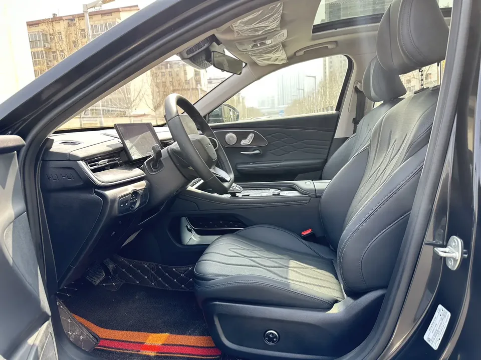 Chery Arrizo 8 PRO 290TGDI DCT Luxury Edition+ 2026 — миниатюра 5