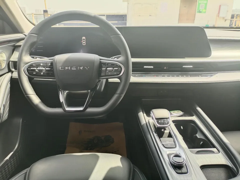 Chery Arrizo 8 1.6TGDI DCT 2023 — миниатюра 3