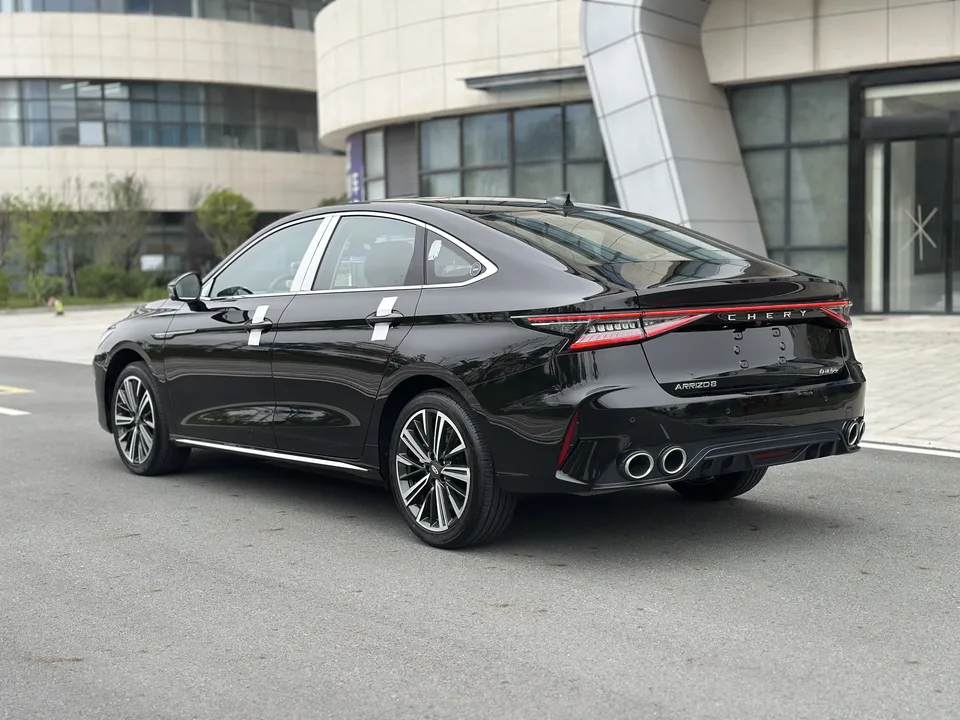 Chery Arrizo 8 1.6TGDI DCT Intelligent 2025 — миниатюра 2