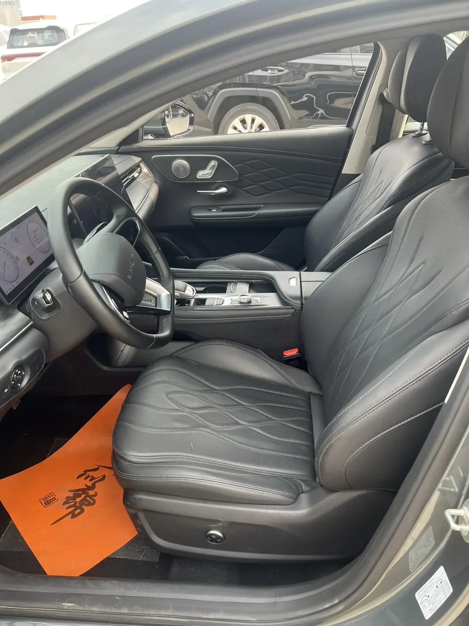 Chery Arrizo 8 1.6TGDI DCT Intelligent 2025 — миниатюра 5