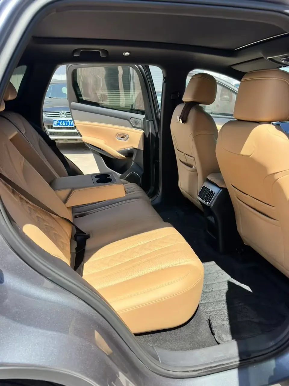 BYD Song L DM DM-i 112KM Leading Model 2024 — миниатюра 3