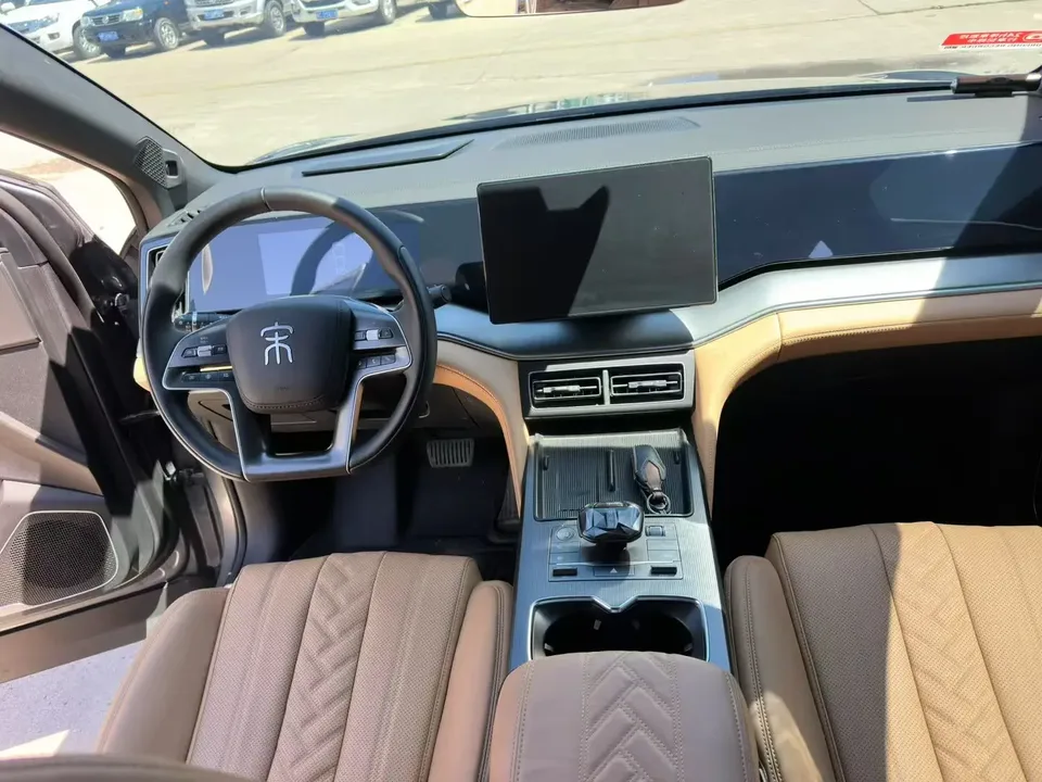 BYD Song L DM DM-i 112KM Leading Model 2024 — миниатюра 5