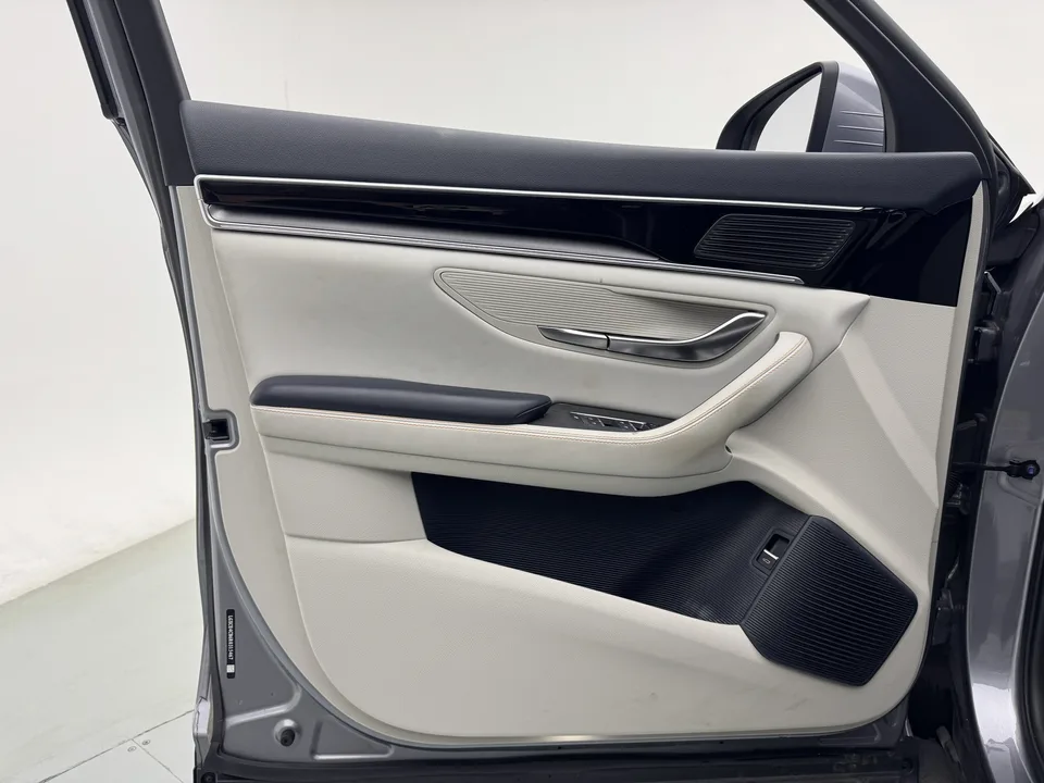 BYD Song PLUS EV Honor Edition 520KM Premium Edition 2024 — миниатюра 5
