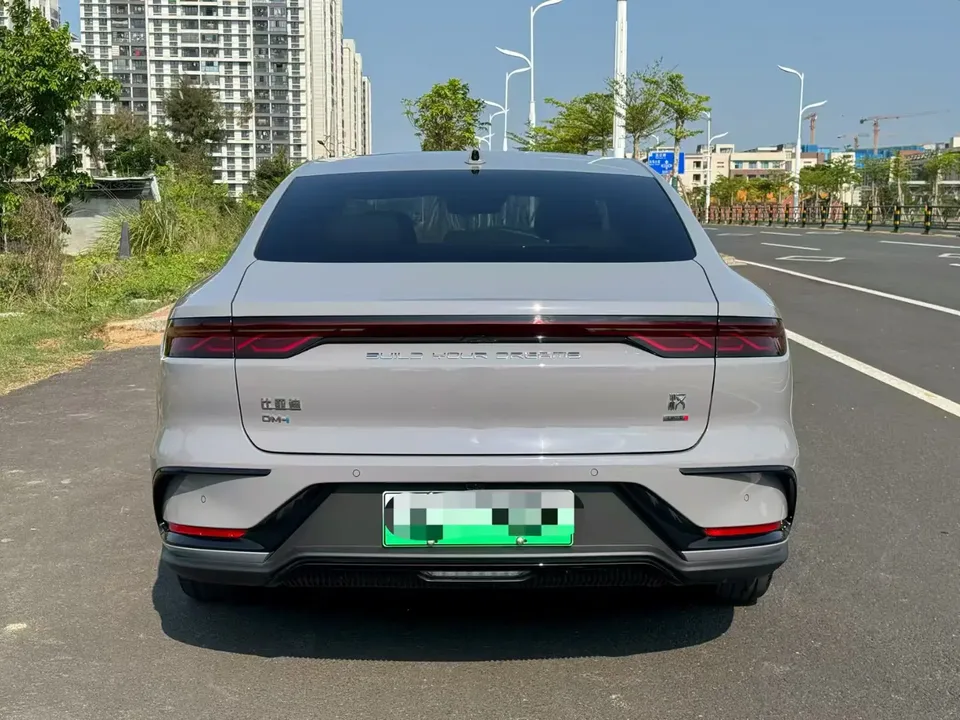 BYD Han DM Intelligent Driving Edition DM-i 125KM LiDAR Flagship Model 2025 — миниатюра 2