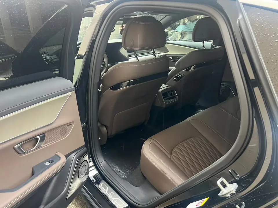 BYD Han DM Intelligent Driving Edition DM-i 125KM Premium Edition 2025 — миниатюра 5
