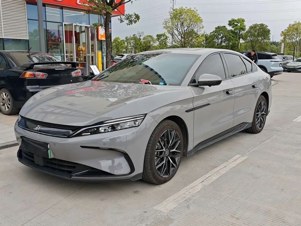 BYD Han DM 2025