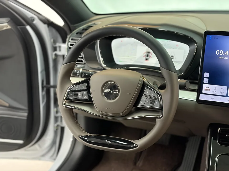 BYD Han DM DM-i Honor Edition 121KM Elite 2024 — миниатюра 2