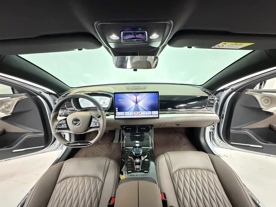 BYD Han DM DM-i Honor Edition 121KM Elite 2024 — миниатюра 4