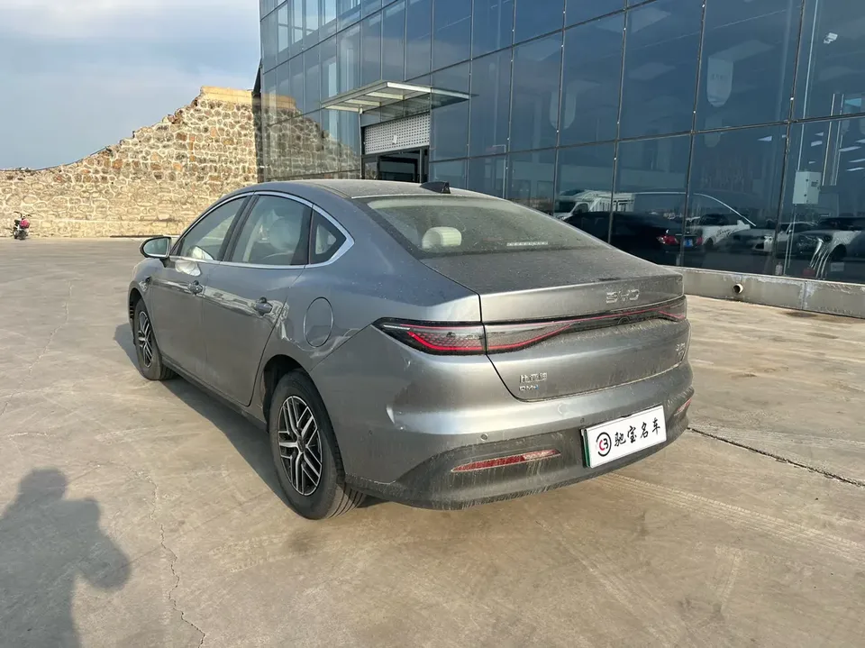 BYD Seal 05DM Intelligent Driving Edition DM-i 120KM Flagship Model 2025 — миниатюра 4
