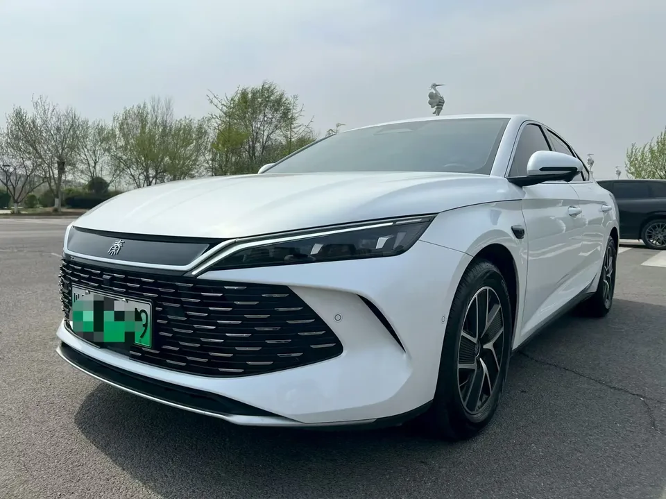 BYD Qin L DM 2025