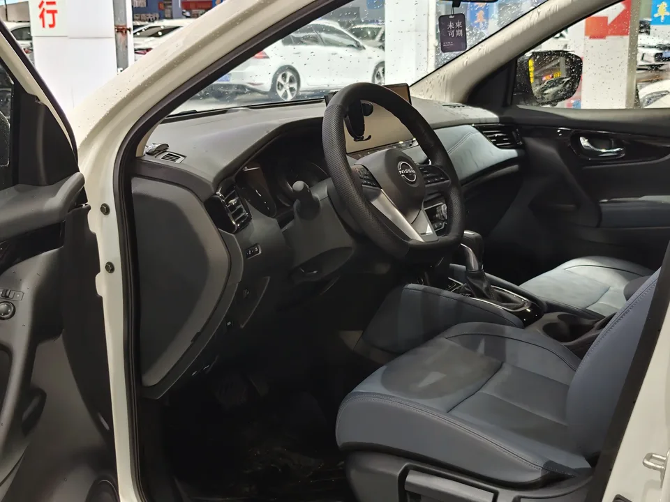 Nissan Qashqai Qashqai 2025 Honor 2.0L CVT XV True Heart Edition 2025 — миниатюра 3