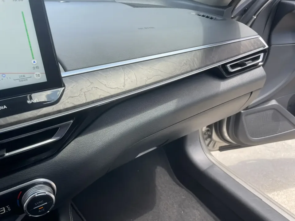 Nissan Altima Teana 2022 2.0L XL-Upr Premium Edition 2022 — thumbnail 3