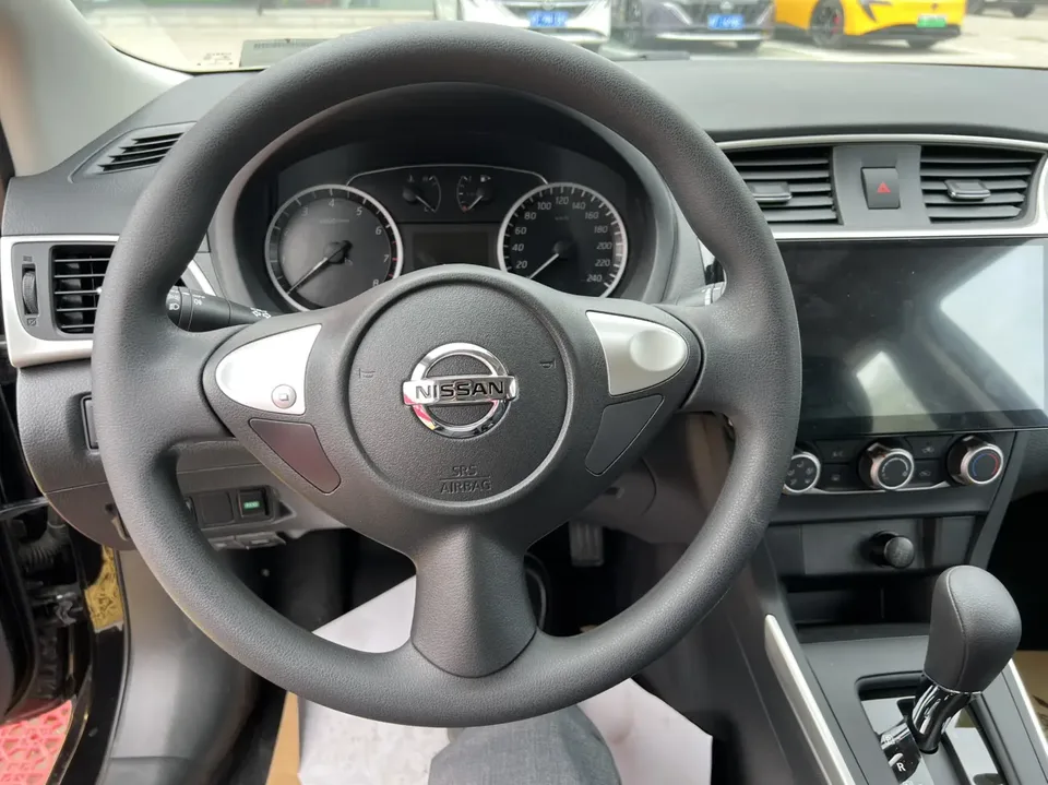 Nissan Sylphy classic 1.6L XE CVT comfort version 2026 — thumbnail 5