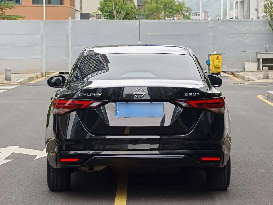 Nissan Sylphy Sylphy 2023 1.6L CVT Enjoy Edition 2023 — thumbnail 2