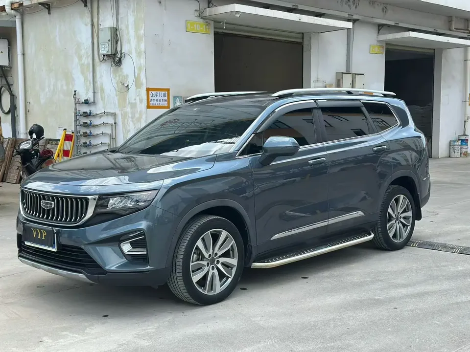 Geely Okavango 2022