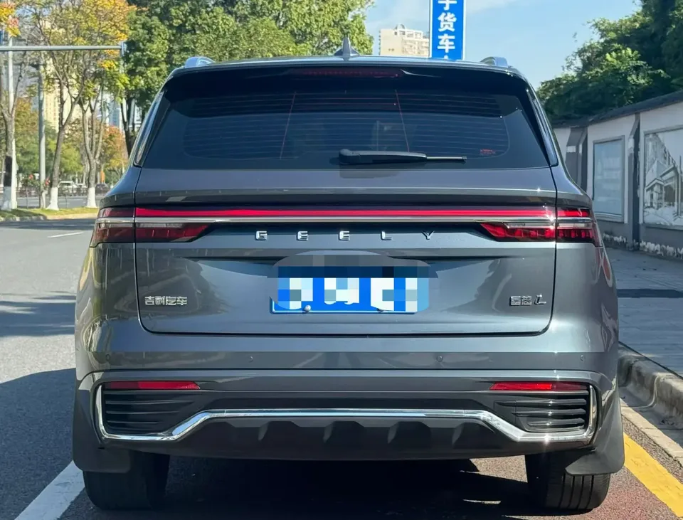 Geely Monjaro 2.0TD DCT EVO 2WD Premium Edition 2022 — миниатюра 2