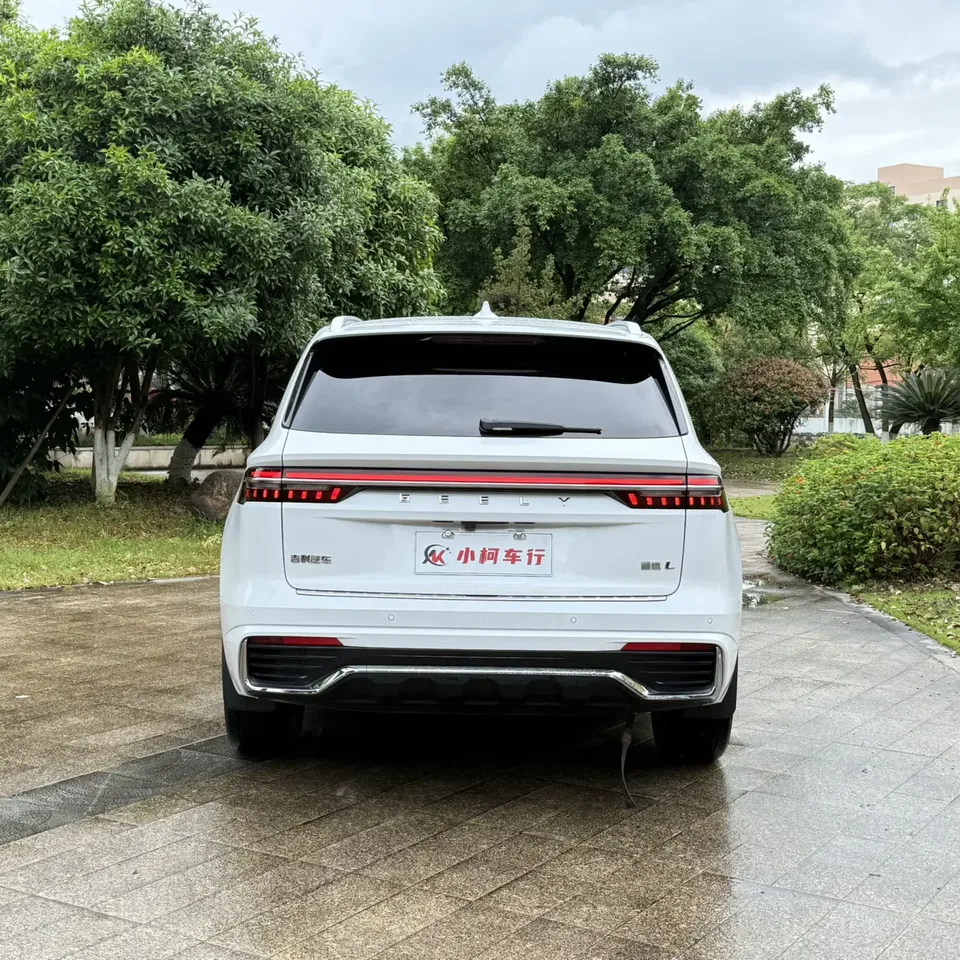 Geely Monjaro Xingyue L 2025 2.0TD High Power Automatic 2WD Dongfang Yao Lanxing Edition 2024 — миниатюра 2