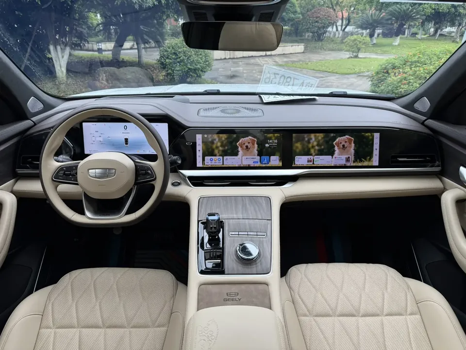 Geely Monjaro Xingyue L 2025 2.0TD High Power Automatic 2WD Dongfang Yao Lanxing Edition 2024 — миниатюра 4