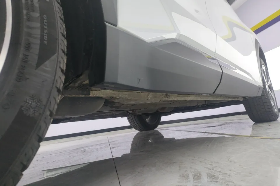 Geely Atlas L Boyue L 2023 1.5TD DCT Premium Edition 2024 — миниатюра 2