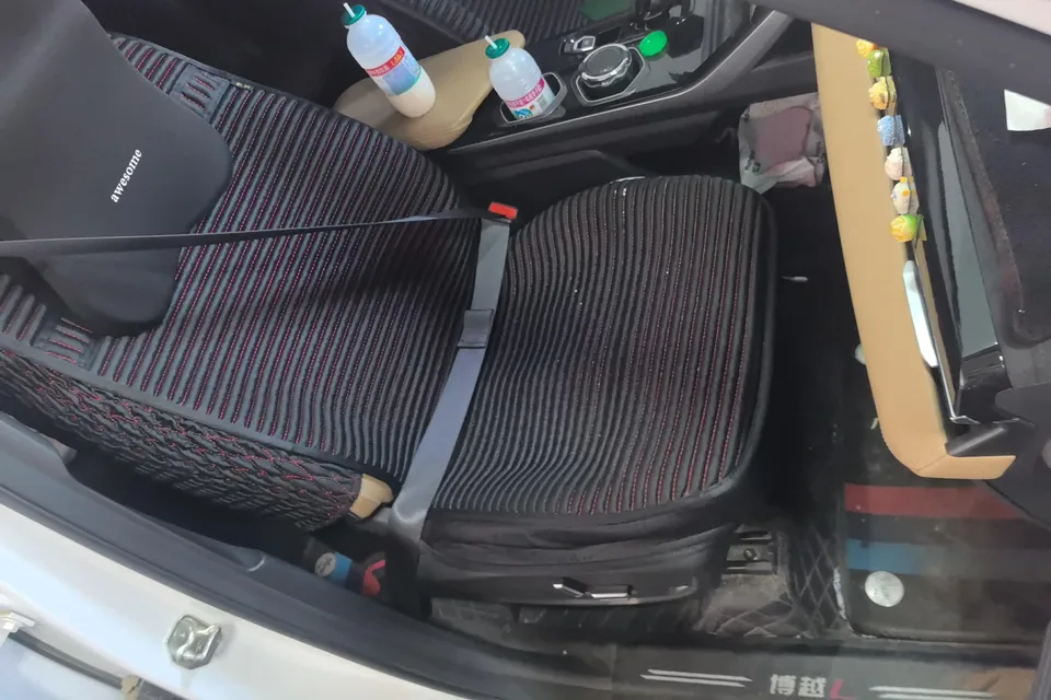 Geely Atlas L Boyue L 2023 1.5TD DCT Premium Edition 2024 — миниатюра 4